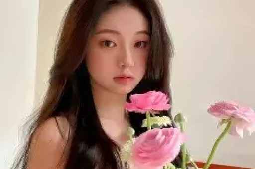向太这回恐要翻车！曝49岁黄晓明曾当众给她下跪十几人目睹